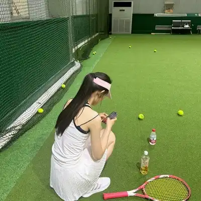邹涵